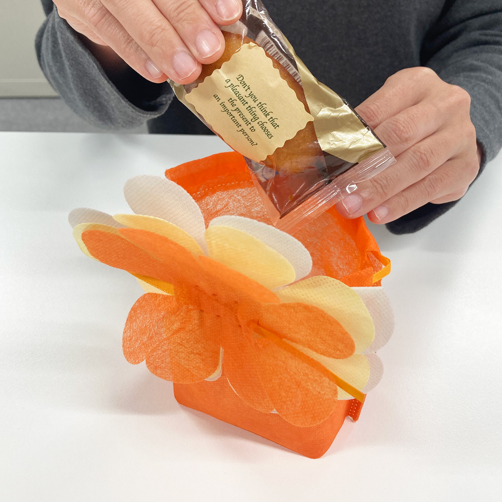 ブルーミング巾着　小　 20枚入～｜ラッピング資材の仕入れならラッピングの森