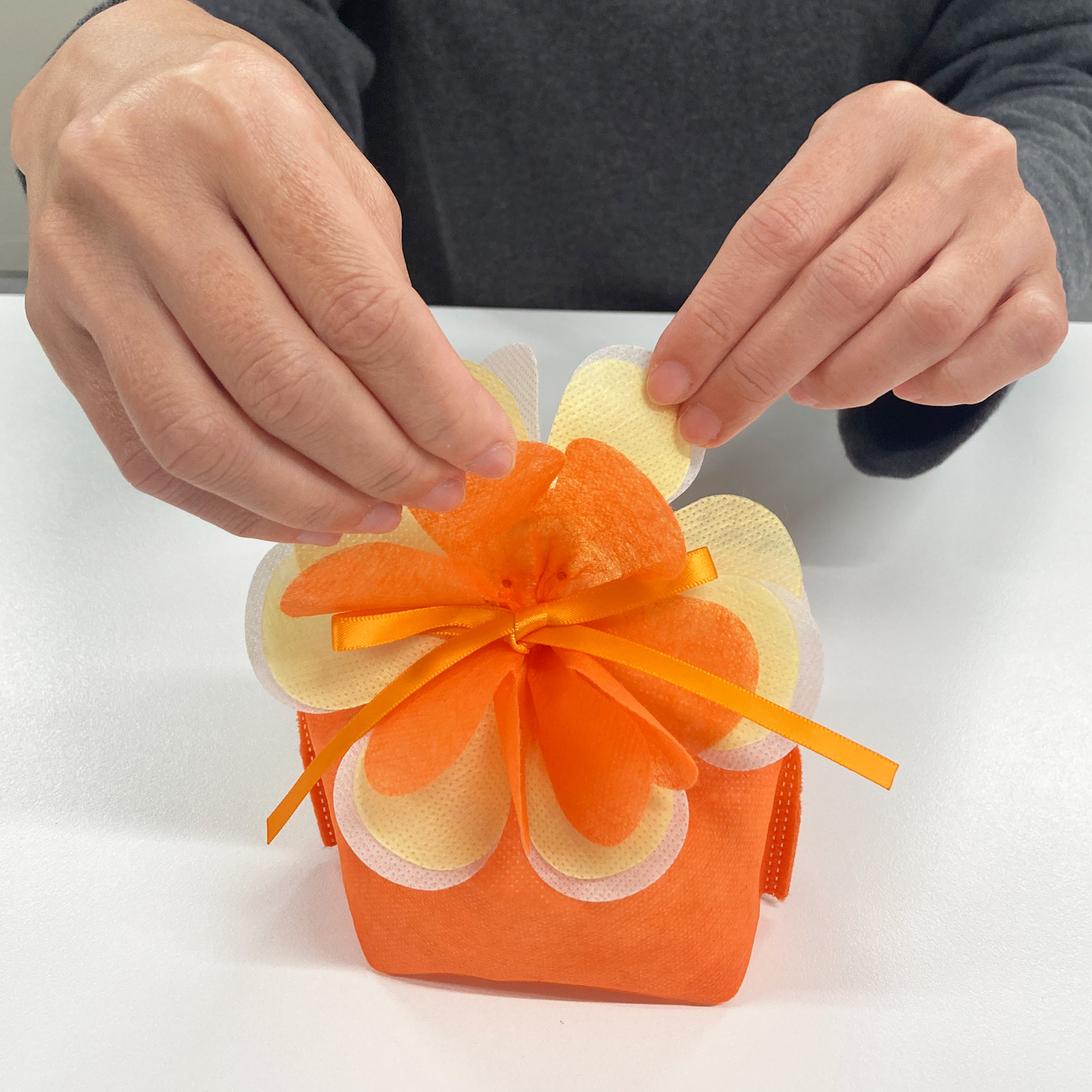 ブルーミング巾着　小　 20枚入～｜ラッピング資材の仕入れならラッピングの森