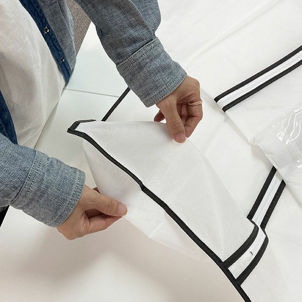 アパレル資材｜センターファスナー洋服カバー　コート・ワンピース用