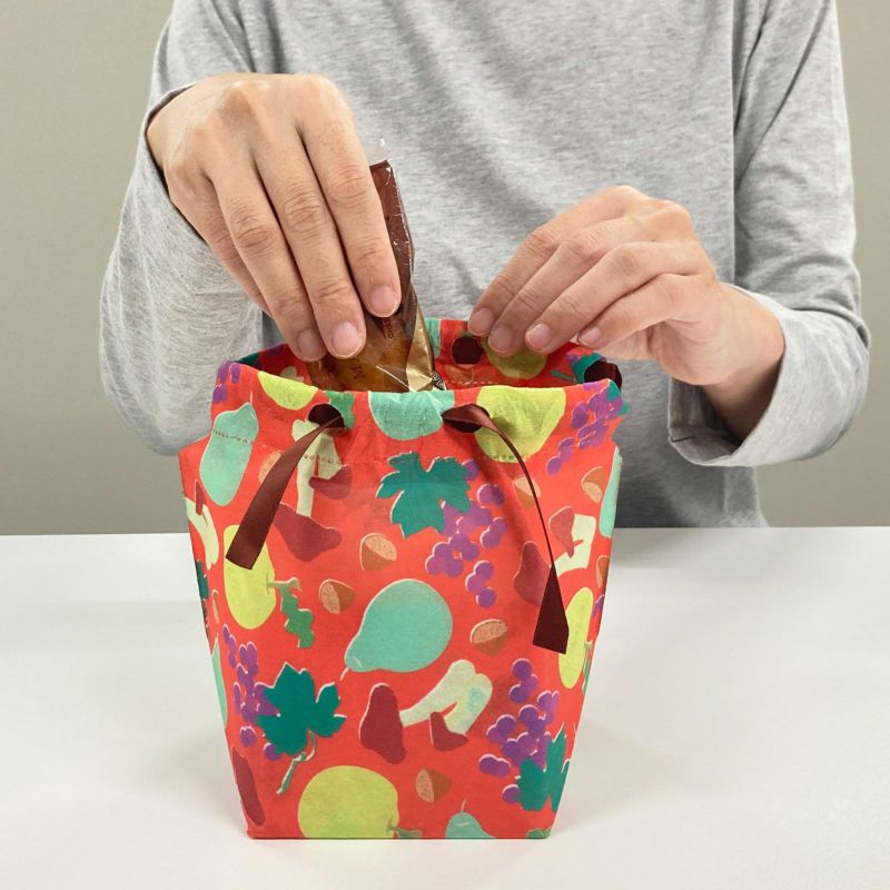 【秋ギフト】てまり巾着　秋の味覚柄｜不織布ラッピング袋｜20枚入～