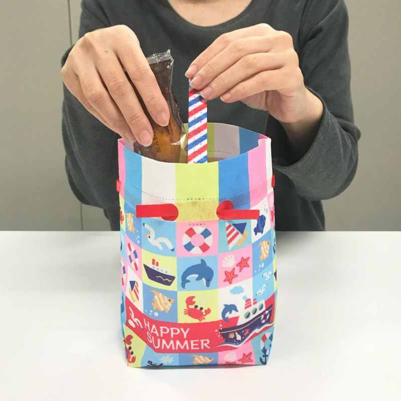 ラッピング｜手提げリボンバッグFP　サマーブロック柄　20枚入～